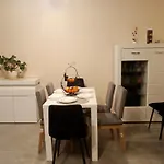 Uroczy Apartament