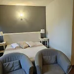 Apartwawel