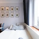 Cozy Old Town Studio
