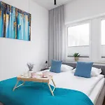 Turquoise Studio With Balcony & Air Conditioning Krakow By Noclegi Renters