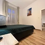 P&J Apartments Lubicz