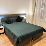 P&J Apartments Lubicz