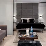 Diamonds Apartment