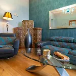 Indigo 2-Bedroom In The City Center