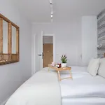 Prandoty Beautiful Apartment With Balcony Cracow By Renters Prestige