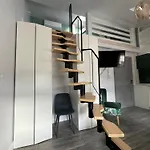 Forest Nook Main Square Loft