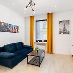 Yellow Window Apartment