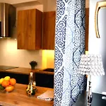 Goldengreen Apartment