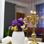 Goldengreen Apartment