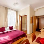 Maly Krakow Aparthotel