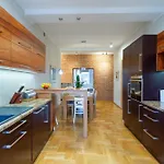 Legend. Wawel Castle Premium Apartment