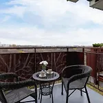 Near Expo Cracow Elegant Apartment By Noclegi Renters
