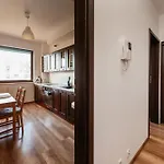 2-Room Apartment With Garage And Air Conditioning In The City Center