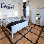 Apartament Moments Stare Miasto Style And Comfort Netflix