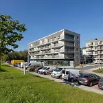 Solaris Park Apartment Tauron Arena By Renters Prestige
