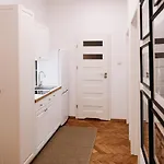 Memory Apartments