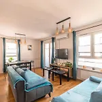 Apartament Chmielna Gold
