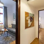 Heart And Soul, Gorgeous Two-Bedroom In The Center!