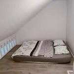 Uroczy Apartament W Kamienicy Nr. 8