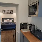 Angel House Aparthotel