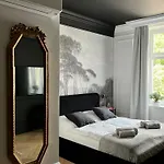 Supreme Apartment