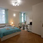 Royal Castle Apartments