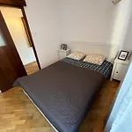 Downtown Apartment B