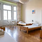 Trzy Kafki Private Rooms