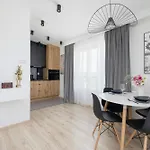 Rakowicka Modern Studio In Downtown Cracow By Rent Like Home