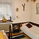 Pokoje Goscinne Pod Sikornikiem