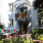 Pilotow 87 Apartments