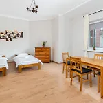 Lenartowicza Standard Apartment