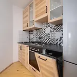 3 Bedroom Apartment-Aleja Daszynskiego- Grzegorzki
