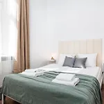 Krupnicza Modern Old Town Apartments - By Upstairs