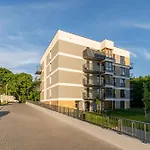 Czerwone Maki Studio With Garden