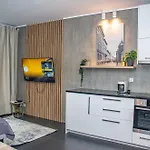 Inpoint Apartments G11 Near Old Town & Kazimierz District & Parking Option