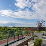 Imperial Citi Yes Apartament