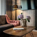 Inpoint Spacious Apartments Near Main Square & Kazimierz District