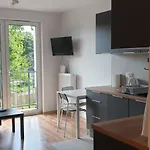 Wygodny Apartament Niedaleko Centrum, Free Parking