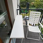 Wygodny Apartament Niedaleko Centrum, Free Parking