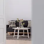 1 - Bedroom Apartment - Powisle 2