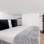 Apartment With Mezzanine - Radziwillowska 27