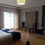 Aparthotel Kontrast