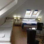 Aparthotel Kontrast