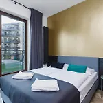 Podgorze Golden Oriole Apartment Cracow By Renters Prestige