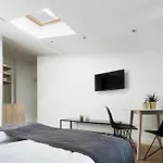 St Agnes Apartments Old Town