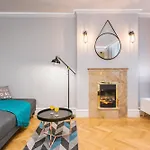 Aurora Apartments - Old Town