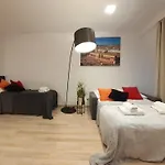 Old Town Apartments - B20
