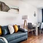 Apartament Close To Tauron Arena For 4 Guests