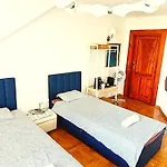 The Castle Suites & Apartment - Free Parking - (Adults Only)